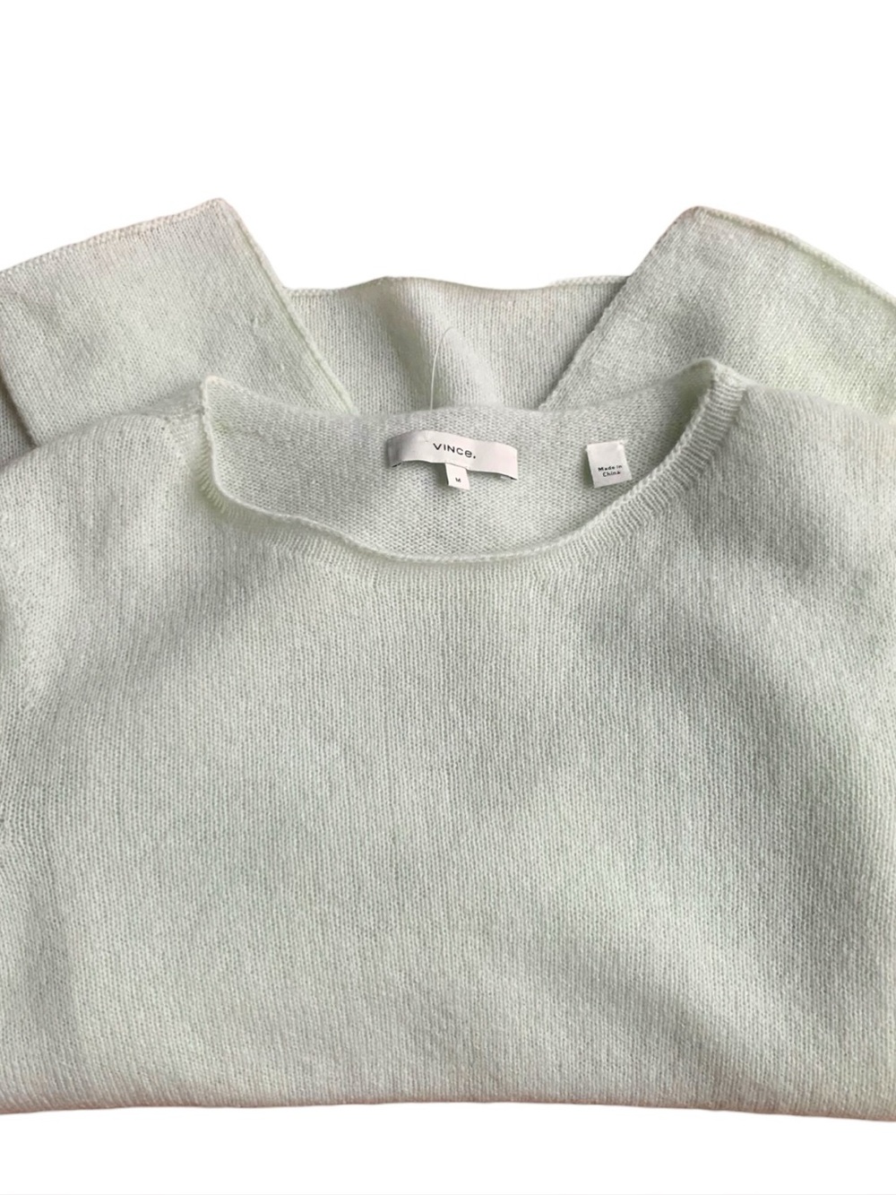 Vince 100% Cashmere Trimless Pullover Sweater Aloe Light Lime Green Medium NWOT